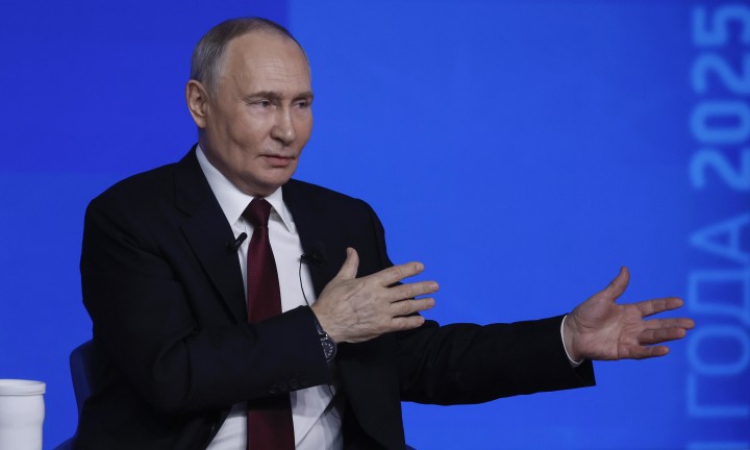 Ушаков: Путин очаква от преговорите между Тръмп и Зеленски "решение за Донбас"